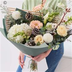 Lavish Winter Trending Hand-tied without Lilies